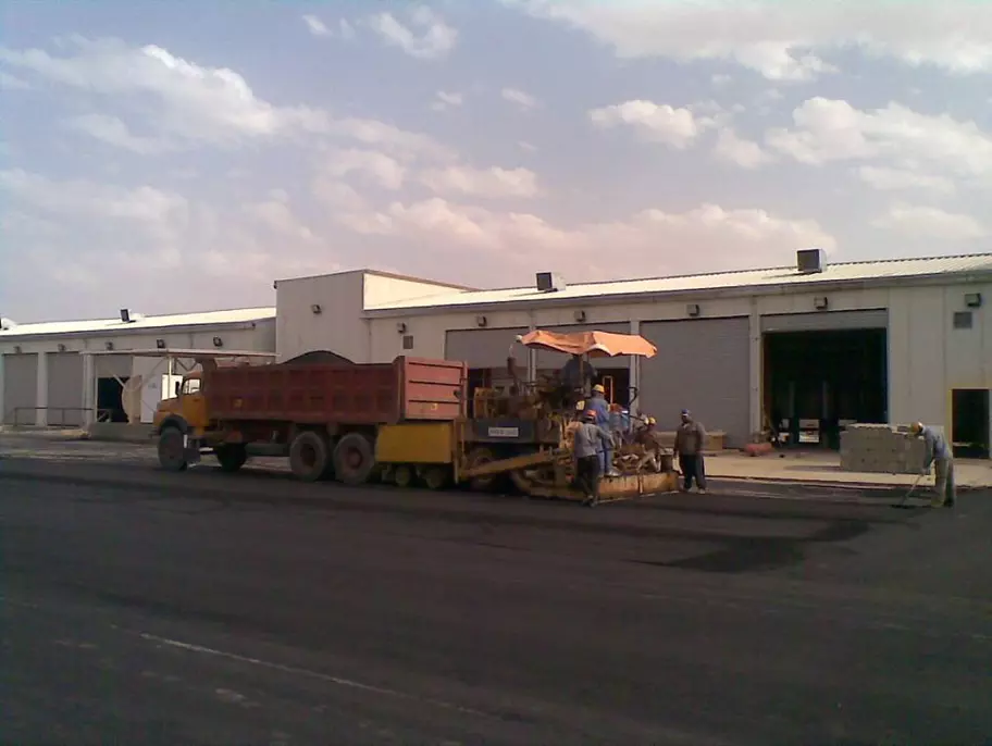 DESIGN AND CONSTRUCT RAMADI VEHICLE MAINTENANCE FACILTY